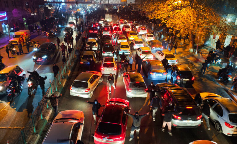 Iranian Authorities Detain 139 Foreigners Amid Protests